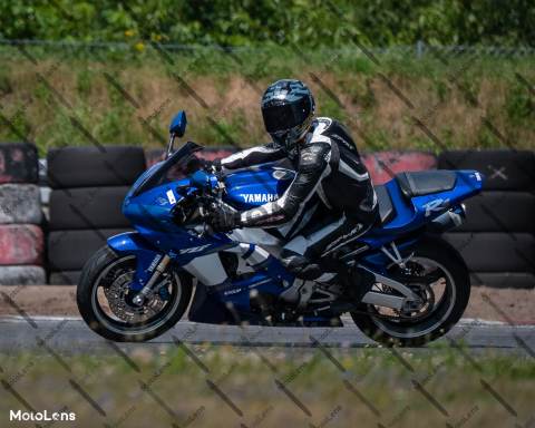 DSC_5213-24